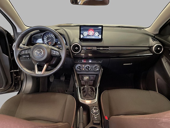 Mazda 2 14 of 16
