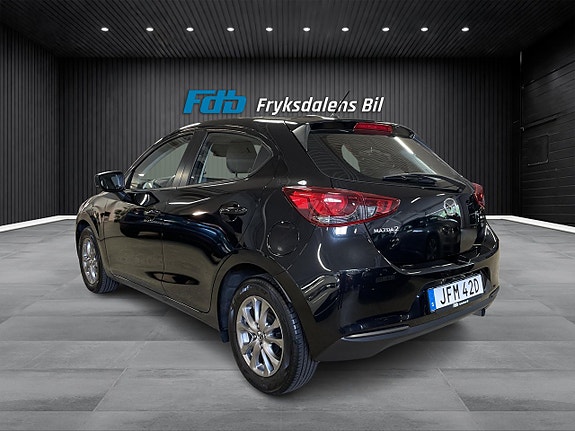 Mazda 2 3 of 16