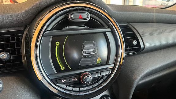 MINI Cooper 5 of 10