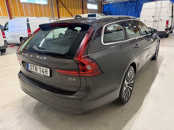Volvo V90 5 of 15