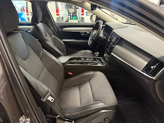 Volvo V90 9 of 15