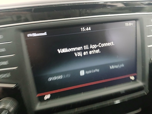 Volkswagen Passat 17 of 21
