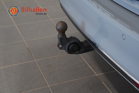 Volkswagen Passat 15 of 26