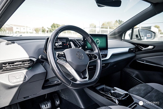 Volkswagen ID.4 9 of 16