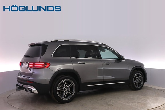 Mercedes-Benz GLB200 3 of 30