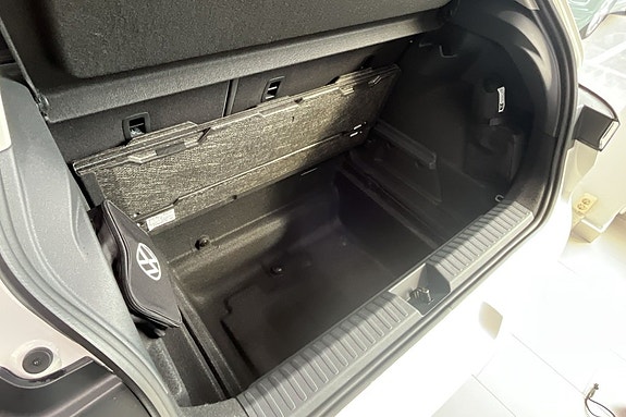 Volkswagen Polo 5 of 11