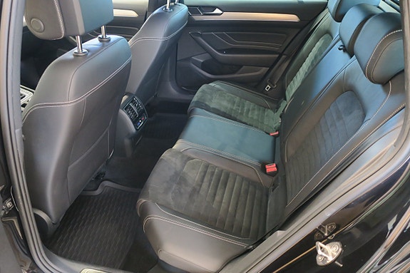 Volkswagen Passat 7 of 16