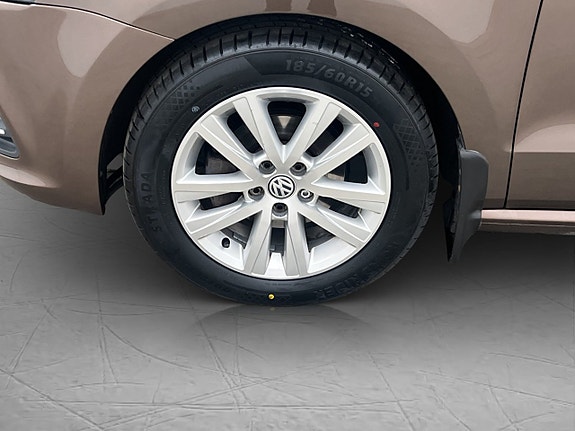 Volkswagen Polo 26 of 28