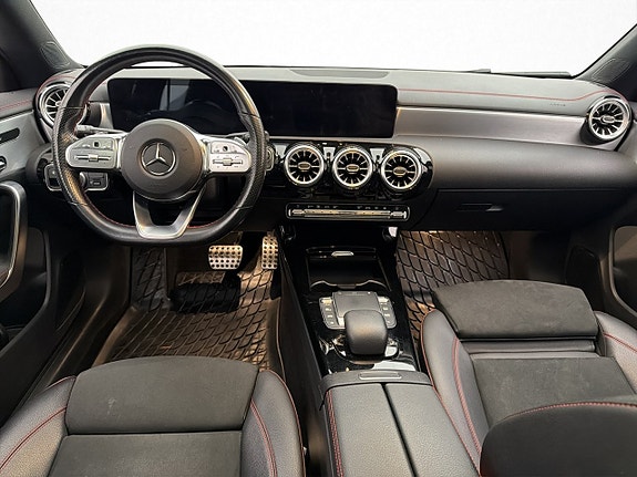 Mercedes-Benz CLA180 16 of 30