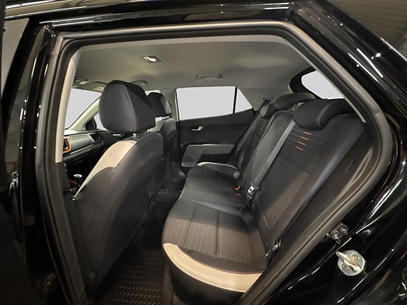Kia Stonic 9 of 17