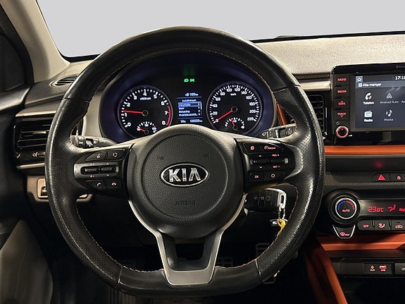 Kia Stonic 15 of 17