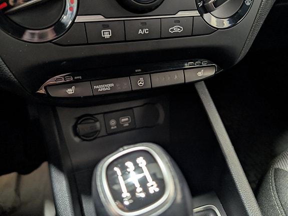 Hyundai i20 12 of 13