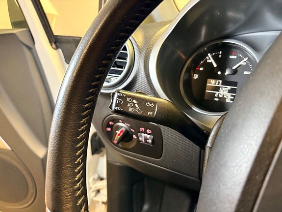 Seat Leon 11 of 18