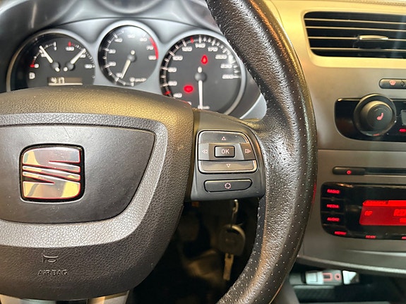 Seat Leon 10 of 18