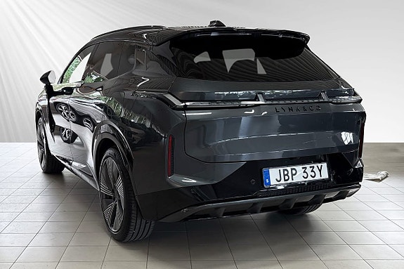 Lynk & Co 08 3 of 22