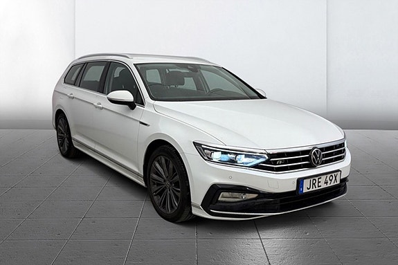 Volkswagen Passat 3 of 11