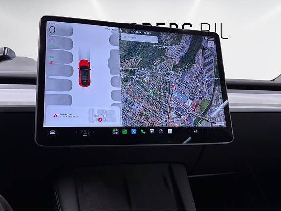 Tesla Model Y 18 of 21