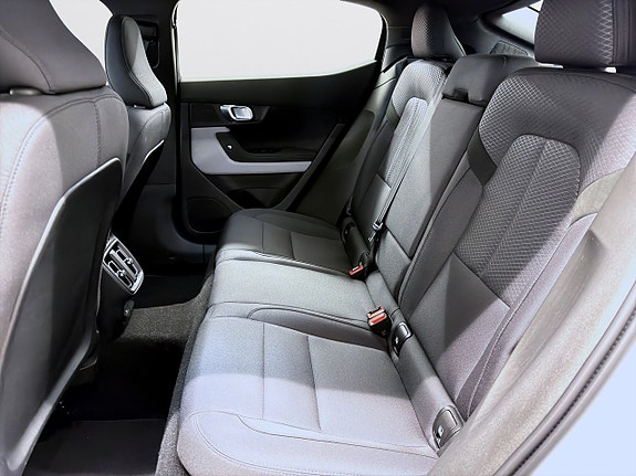 Polestar 2 10 of 19