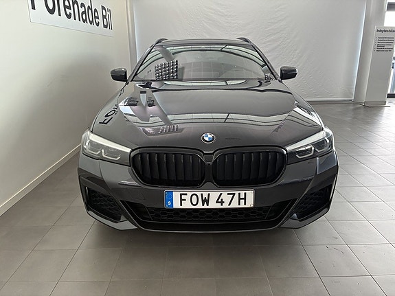 BMW 520 2 of 14
