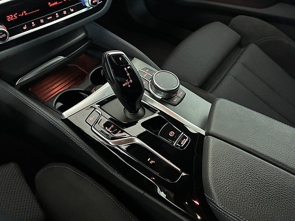 BMW 520 8 of 14