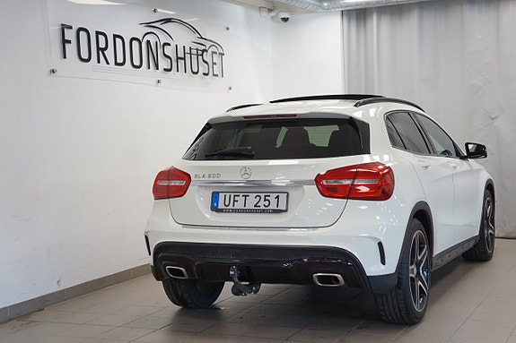 Mercedes-Benz GLA200 5 of 20