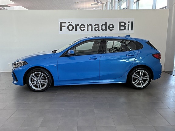 BMW 118i 3 of 14
