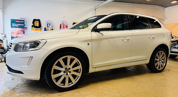 Volvo XC60 4 of 23