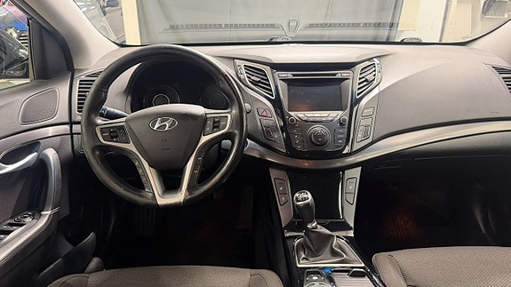 Hyundai i40 14 of 18