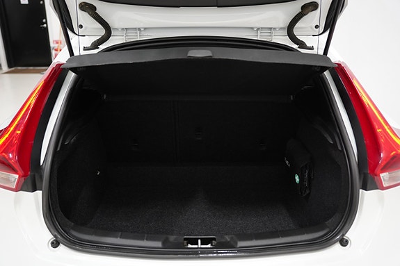 Volvo V40 21 of 21