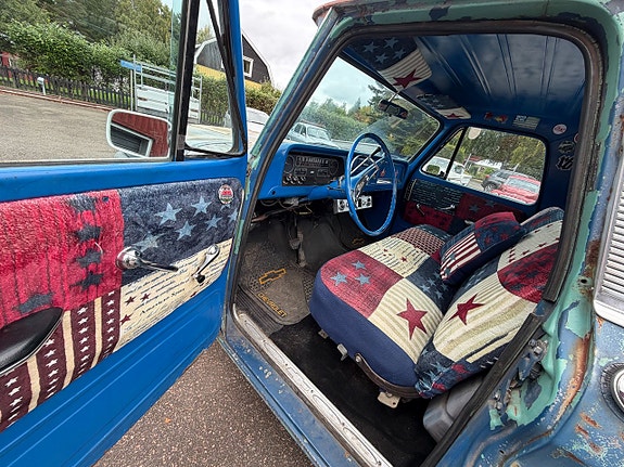 Chevrolet C10 10 of 11