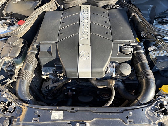 Mercedes-Benz CLK320 17 of 18