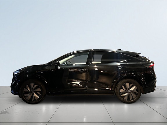 Nissan Ariya 4 of 23