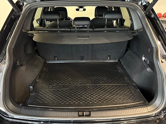 Volkswagen Tiguan Allspace 9 of 28