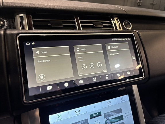 Land Rover Range Rover 13 of 27