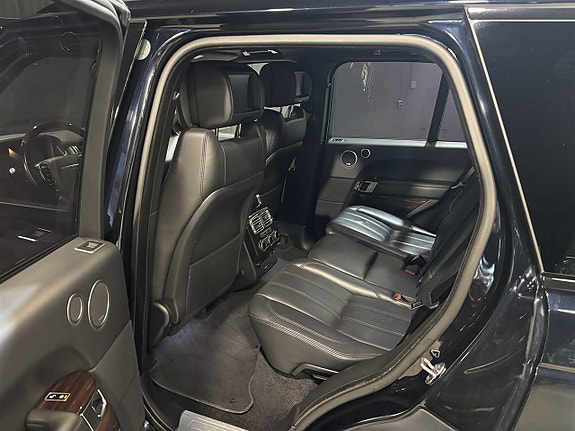 Land Rover Range Rover 22 of 27