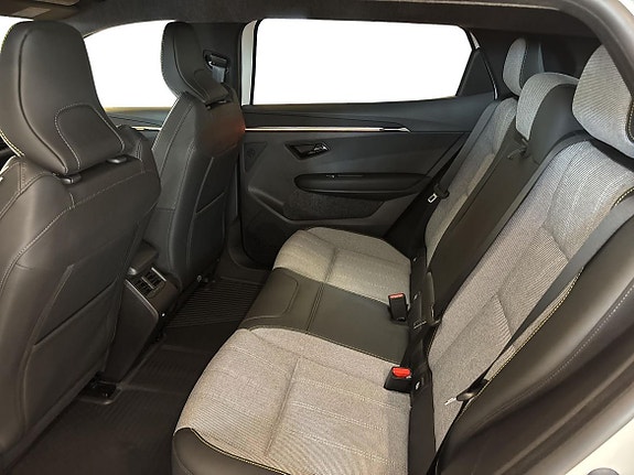 Renault Scenic E-Tech 8 of 19