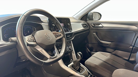 Volkswagen T-Roc 7 of 19