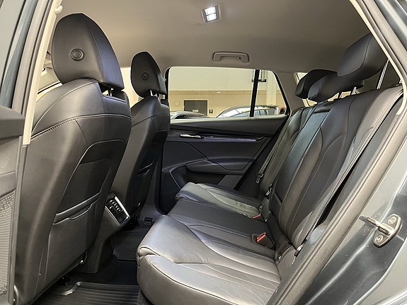 Skoda Enyaq 9 of 22