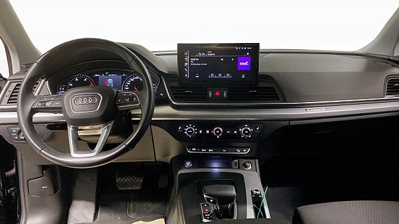Audi Q5 10 of 12