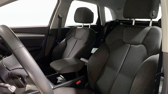Audi Q5 8 of 12