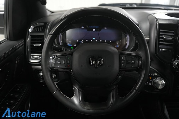Dodge RAM 1500 18 of 30