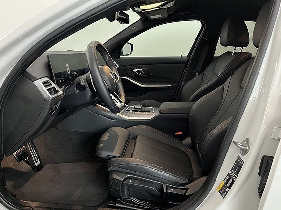 BMW 330e 5 of 15