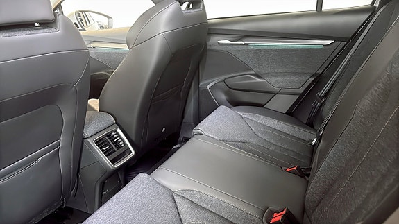 Skoda Elroq 12 of 14