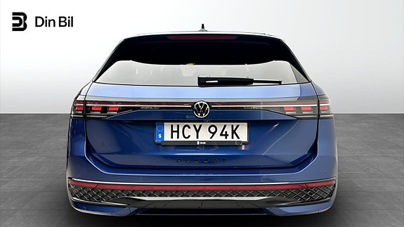 Volkswagen Passat 5 of 13