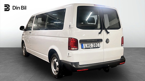 Volkswagen Caravelle 3 of 12