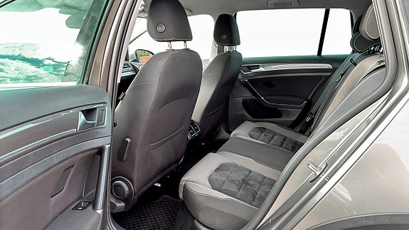 Volkswagen Golf I 11 of 14