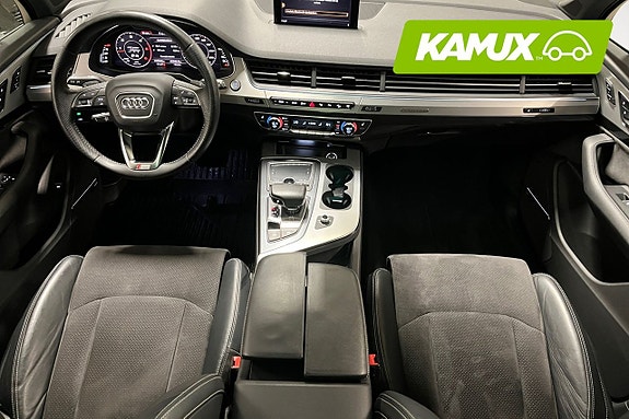 Audi Q7 11 of 26