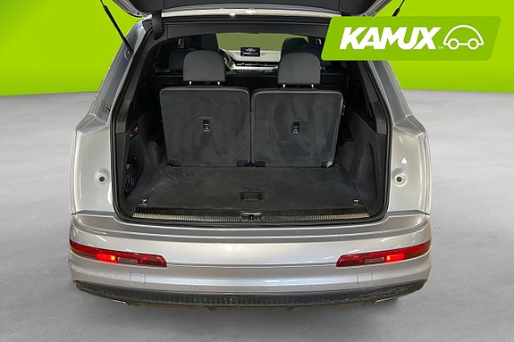 Audi Q7 16 of 26