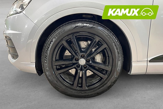 Audi Q7 8 of 26