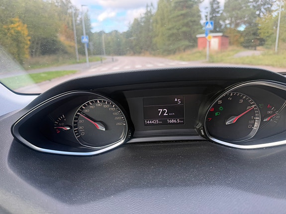 Peugeot 308 5 of 5